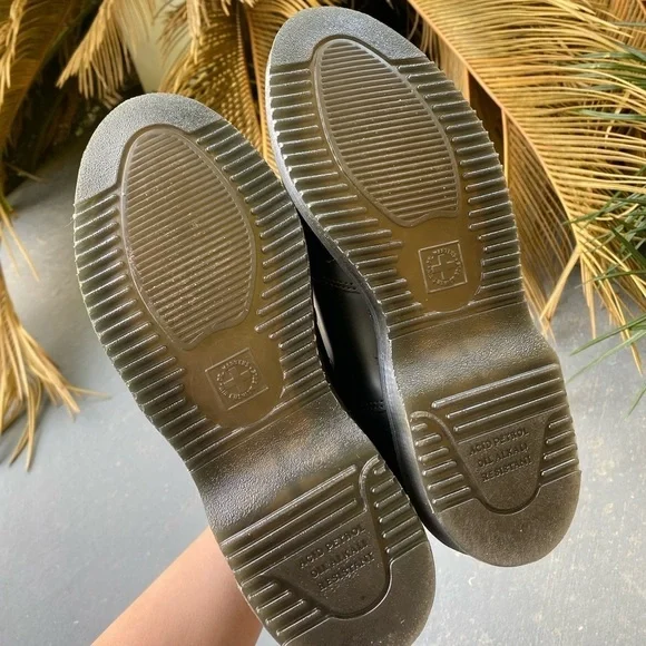 DR MARTENS Flora Womens Smooth Leather Chelsea Boots in size 6 - Picture 9 of 10